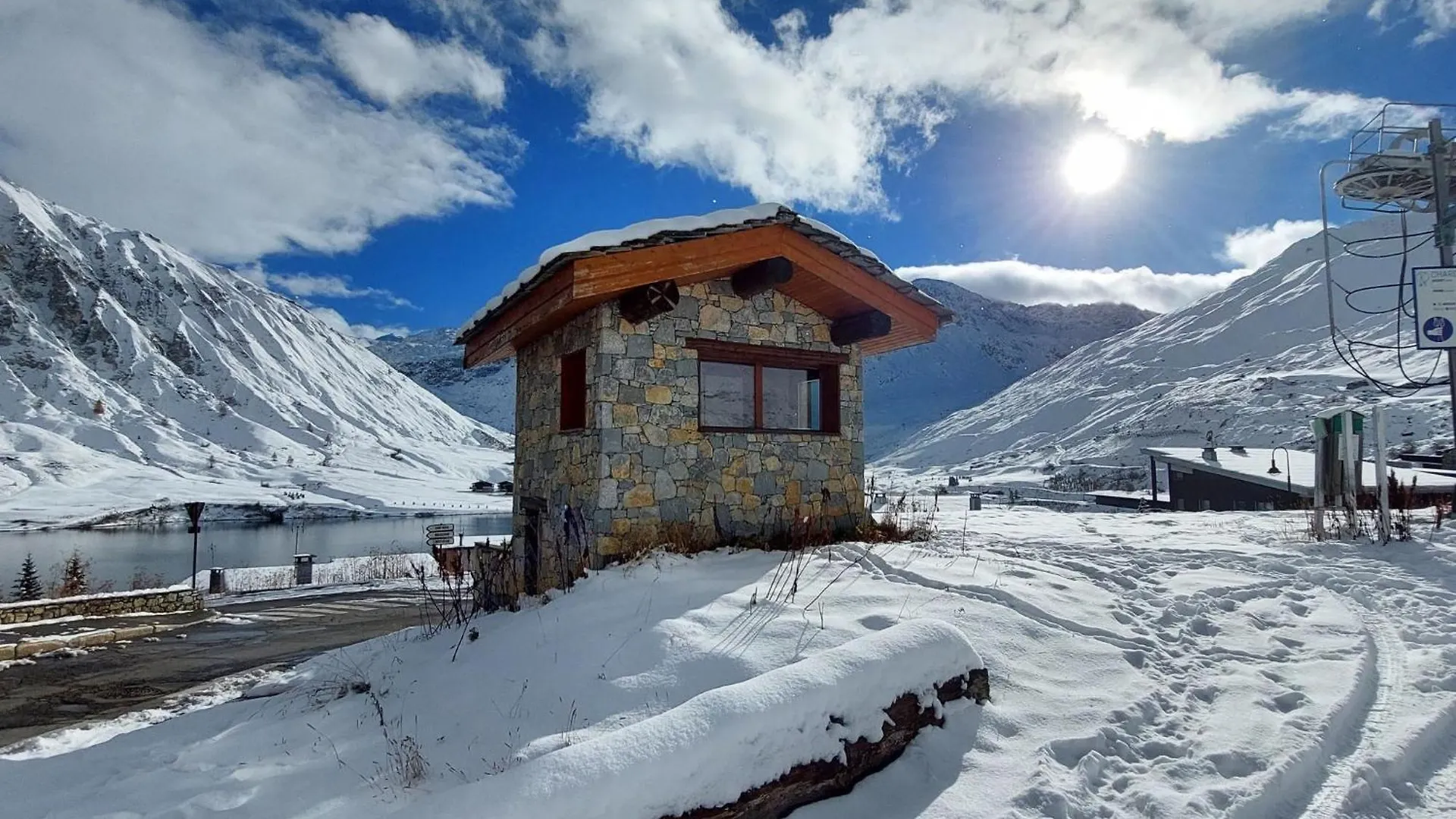 Apartment Les Grandes Balmes I Et II - Le Lac-11 By Interhome Tignes
